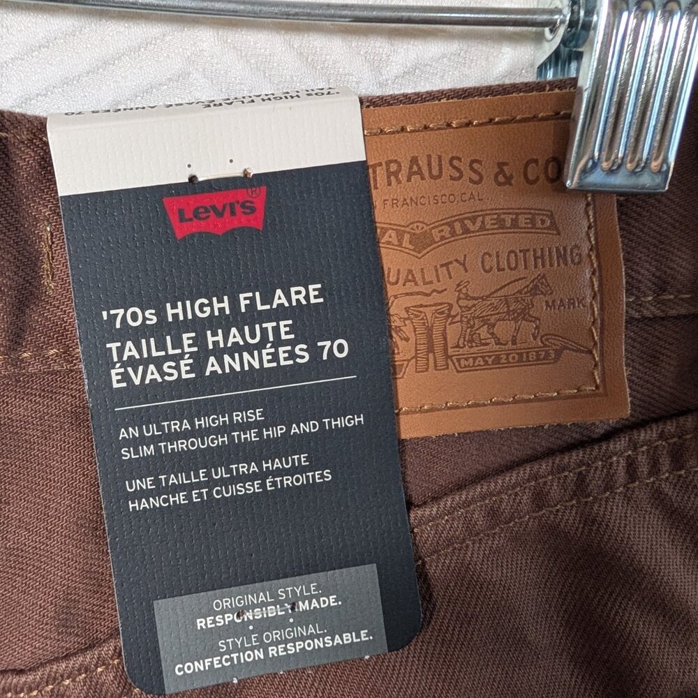 NWT Levi’s 70s Movin’ On Flare Jeans Chocolate Brown High Rise Retro Size 24/32 - Picture 10 of 12